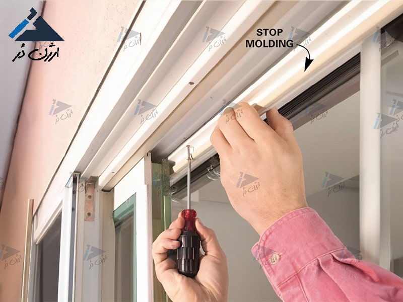 درب اتوماتیک شیشه ای در زمان قطع برق