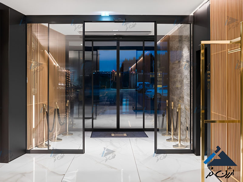 درب اتوماتیک شیشه ای در زمان قطع برق