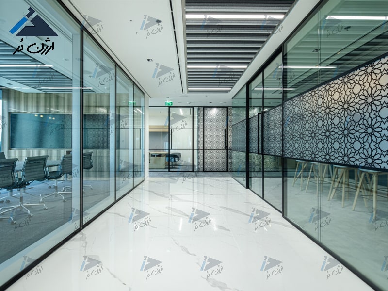 دیوار شیشه ای