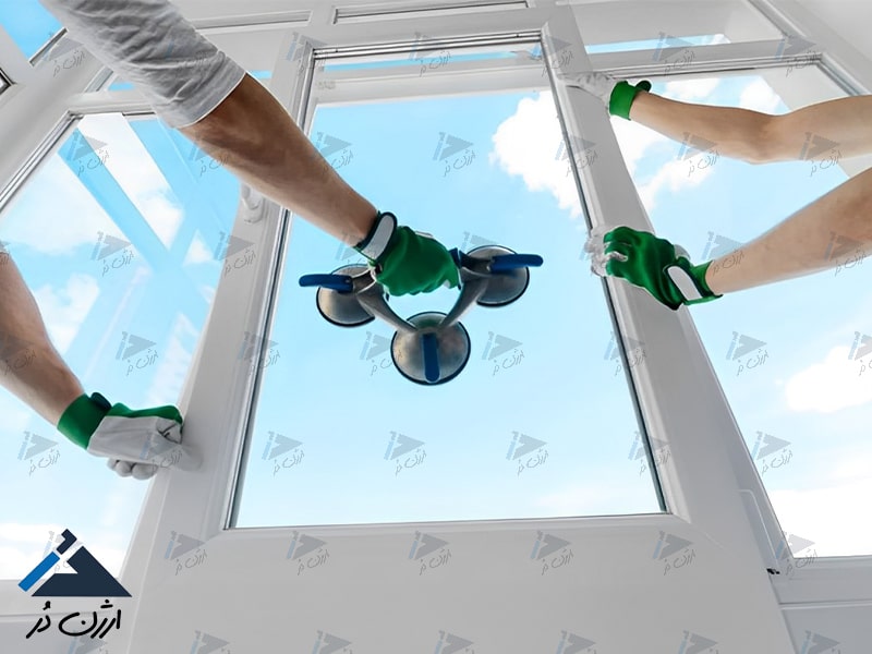 شیشه شکسته تعویض شیشه شکسته