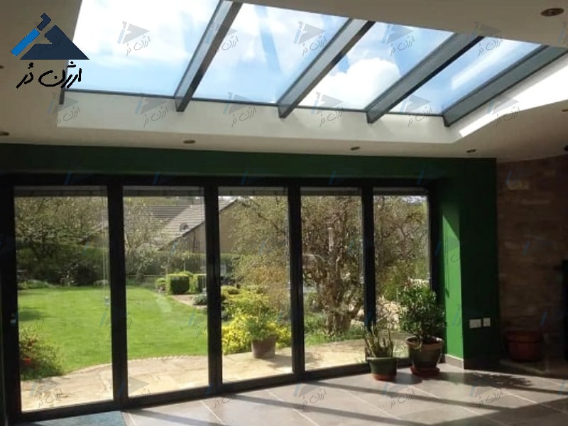 سقف شیشه ای نورگیر شیشه ای