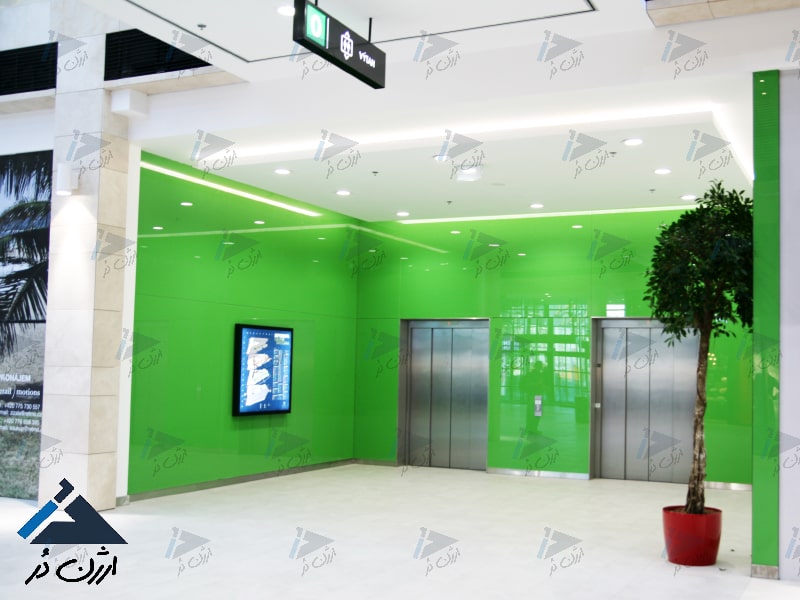 شیشه رنگی لاکوبل