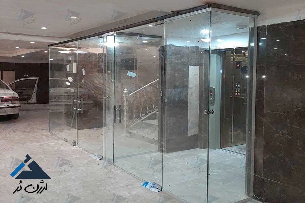 شیشه برای راه پله شیشه برای راه پله