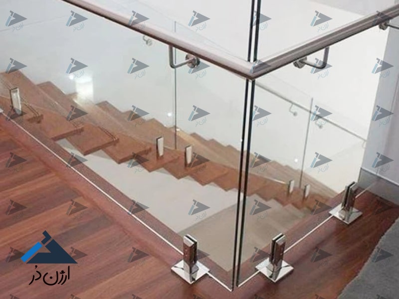 شیشه سکوریت نرده