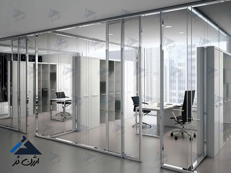 ارتفاع استاندارد پارتیشن شیشه ای