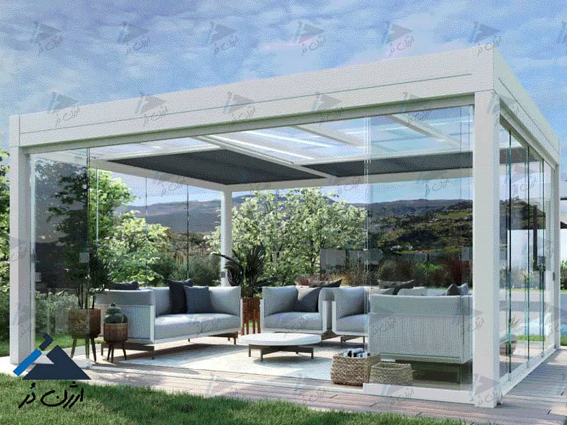 اتاق شیشه ای در پشت بام اتاق شیشه ای در پشت بام