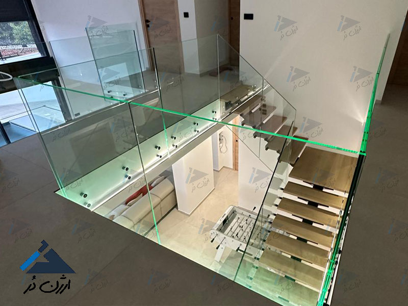 شیشه ساختمان