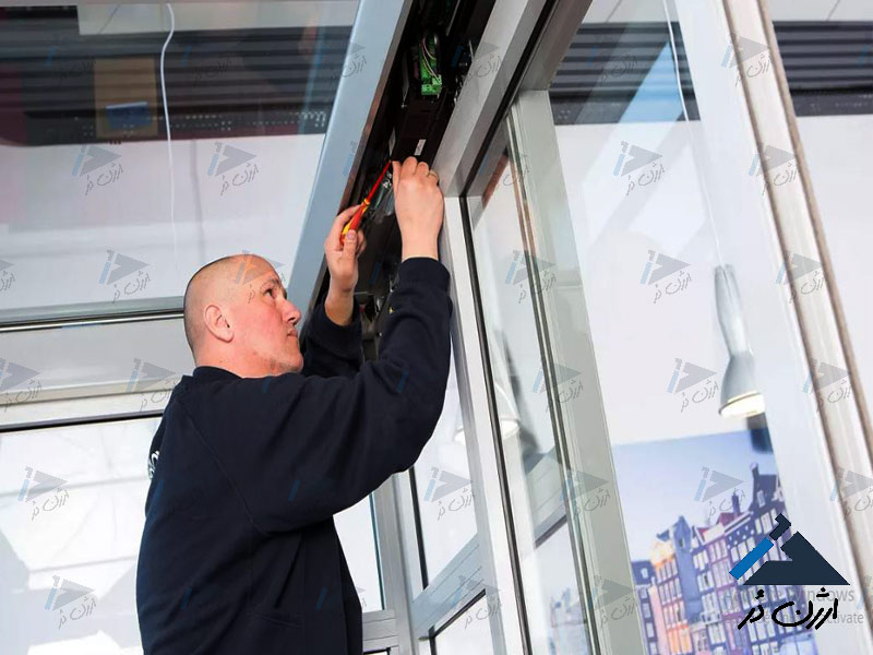 هزینه تعمیر درب اتوماتیک شیشه ای هزینه تعمیر درب اتوماتیک شیشه ای