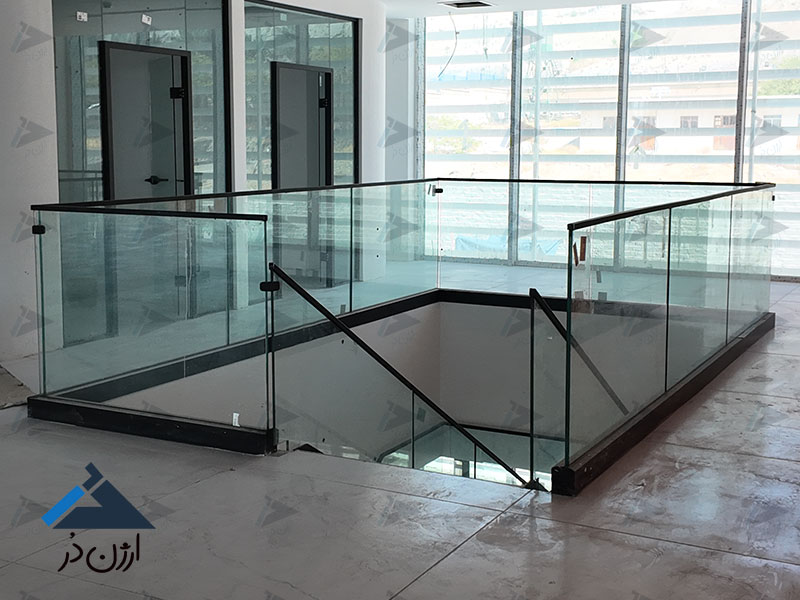 نرده شیشه ای نرده شیشه ای