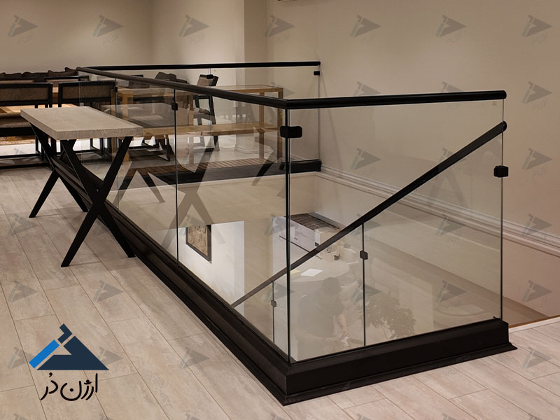 نرده شیشه ای نرده شیشه ای